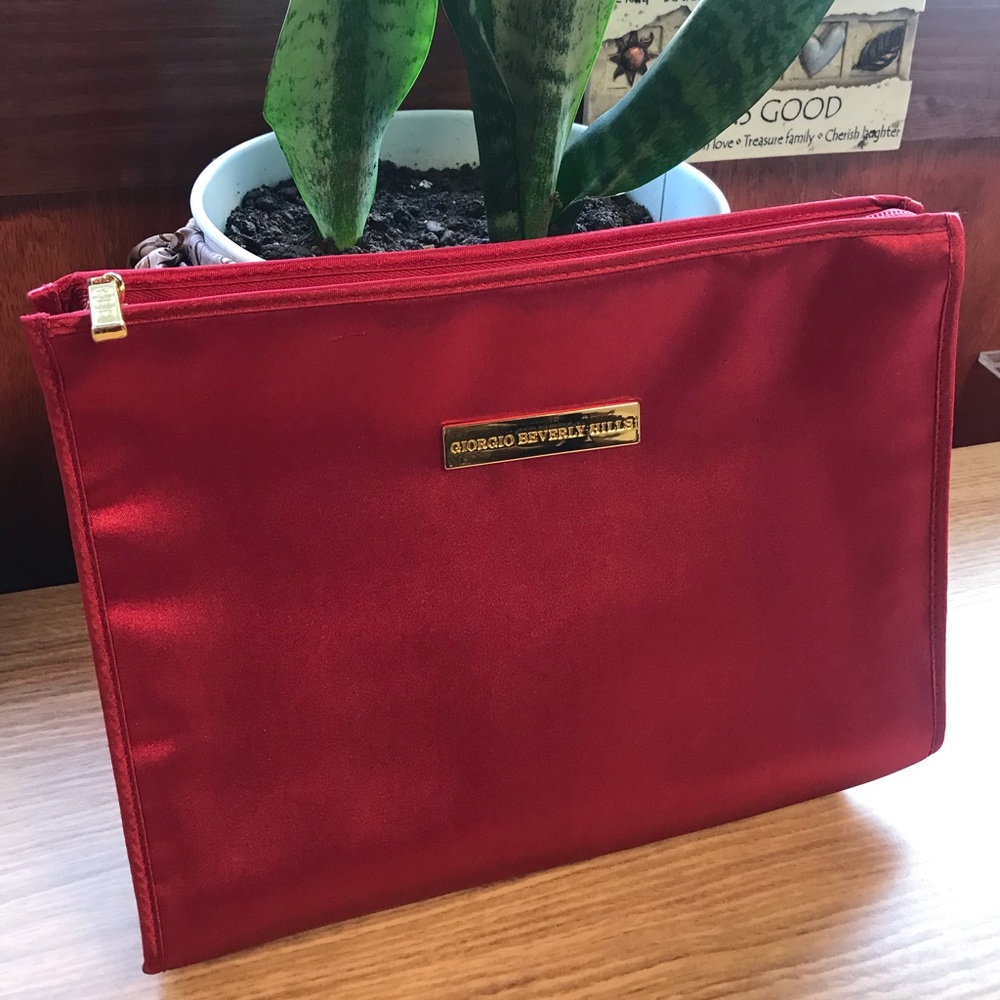 Giorgio Beverly Hills cosmetics pouch